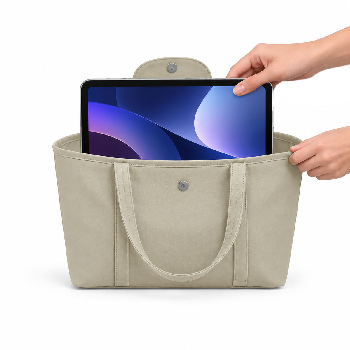 A more compact take on your go-to tote.