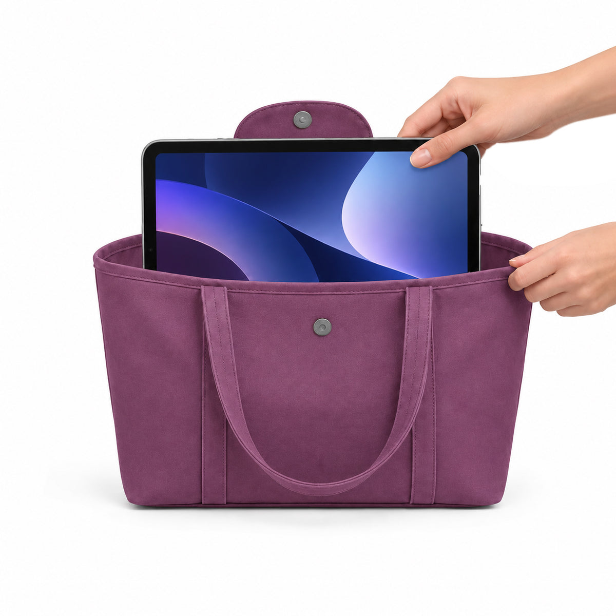 A more compact take on your go-to tote.